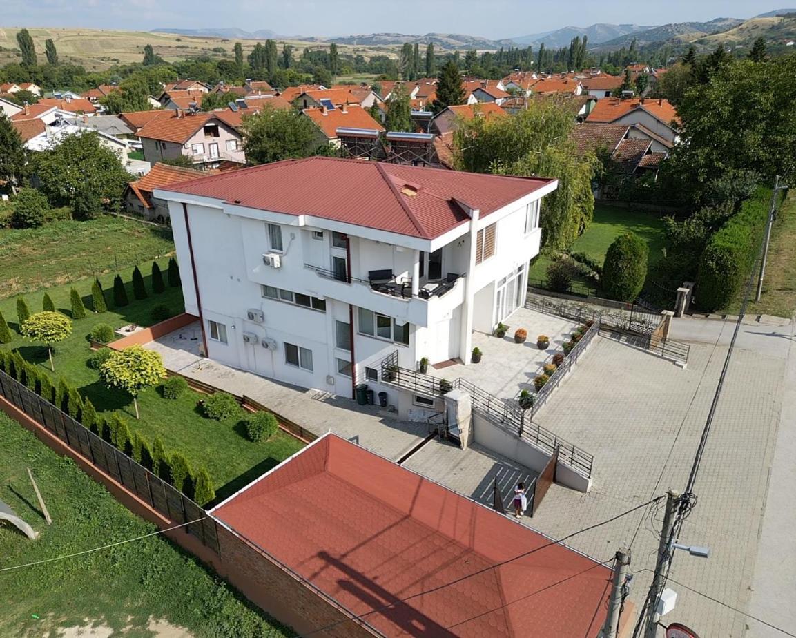 Villa Family Kumanovo Exterior photo